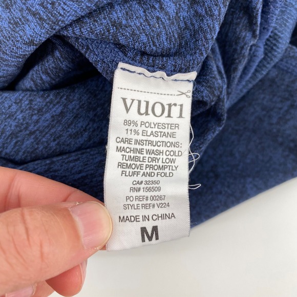 Vuori Peloton Long Sleeve Shirt Mens Medium Blue Workout Activewear Top - Picture 8 of 9